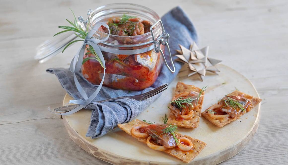 Heringfilets in Tomaten eingelegt