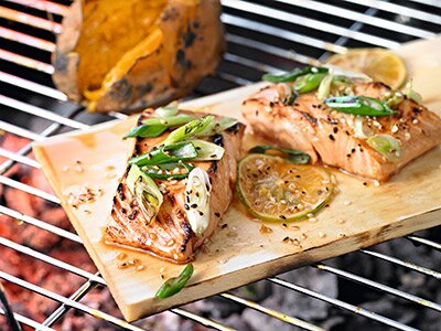 Grillen wie die Norweger - Lachs auf der Holzplanke